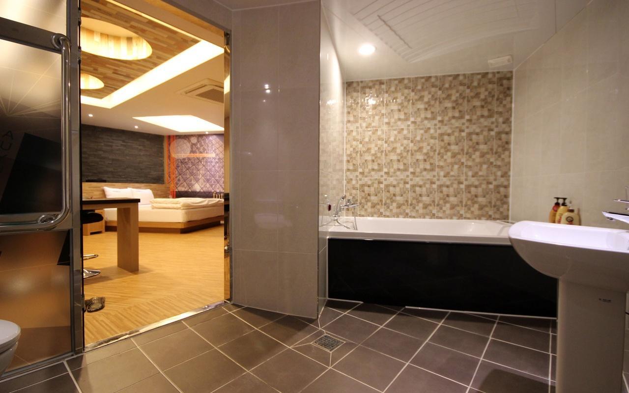 Khan Motel Daegu Exteriör bild